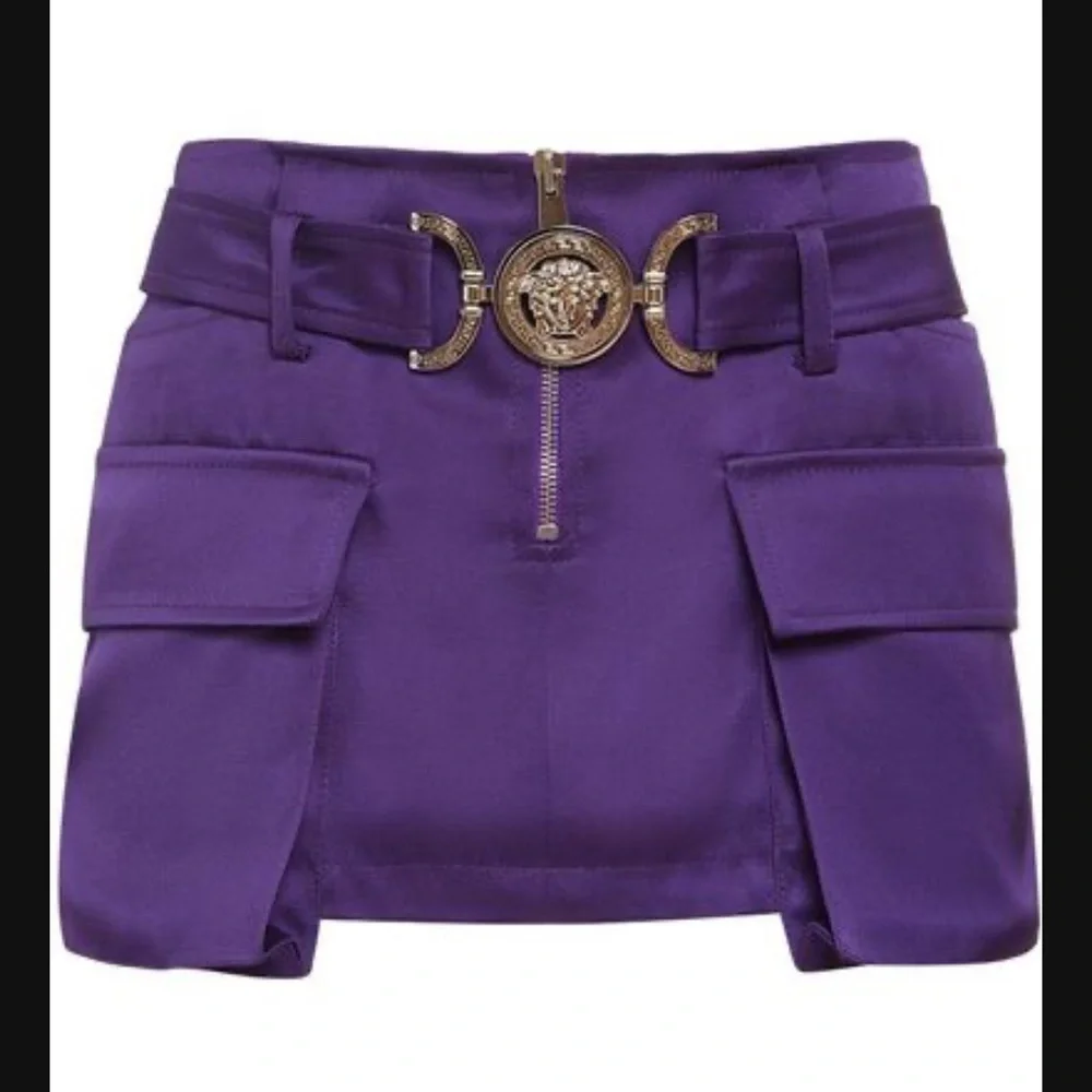 💟 RARE • Versace • Violet Skirt with Gold Medusa Buckle 💟 - Picture 2 of 10